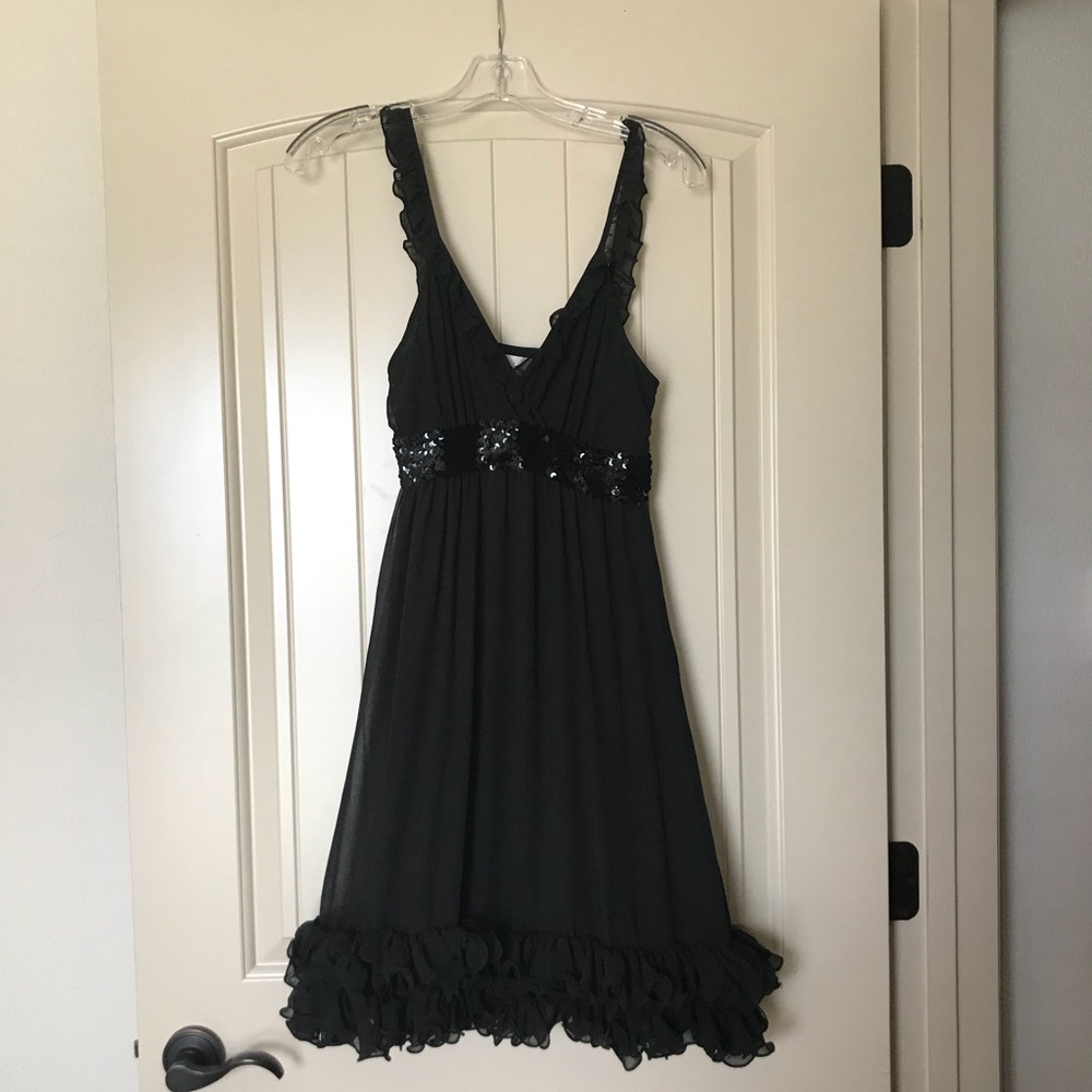 Black dress with sequin and ruffles